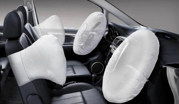 啟辰t60幾個(gè)安全氣囊 搭載了6個(gè)氣囊(安全性很高)
