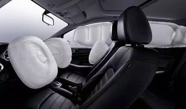 日產(chǎn)藍(lán)鳥安全性能怎么樣 主動(dòng)安全配置齊全(搭載6個(gè)氣囊)