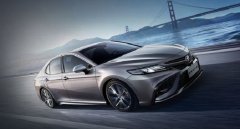 凱美瑞2.0豪華版落地價2022，指導(dǎo)價區(qū)間為17.98萬-26.98萬