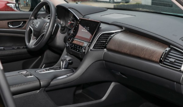 本田冠道優(yōu)惠4萬是真的嗎 是真的(優(yōu)惠裸車價18萬)