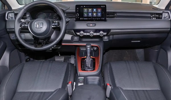 探影和xrv選哪個(gè) 探影動(dòng)力更強(qiáng)(xrv車長(zhǎng)4.3米)