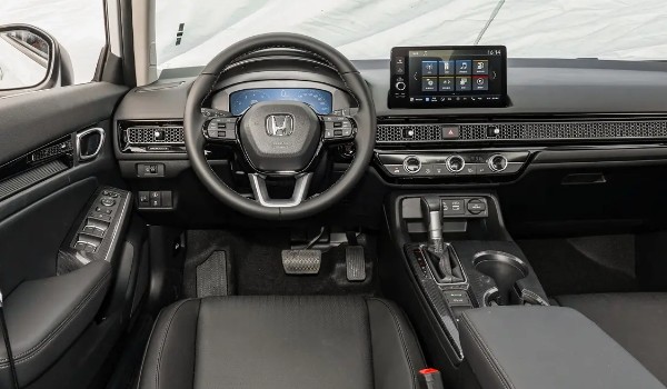 本田型格油耗一公里多少錢(qián) 消耗5毛錢(qián)(排量影響油耗)