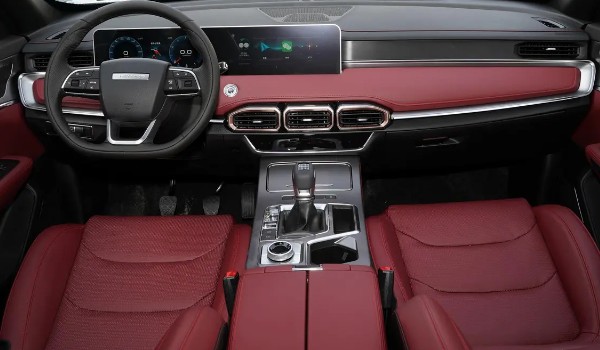 捷途x70plus油耗多少 百公里8.6L(一公里消耗6毛錢(qián))