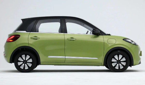 五菱繽果電動(dòng)車2023款價(jià)格 新車售價(jià)5萬(分期首付1萬)