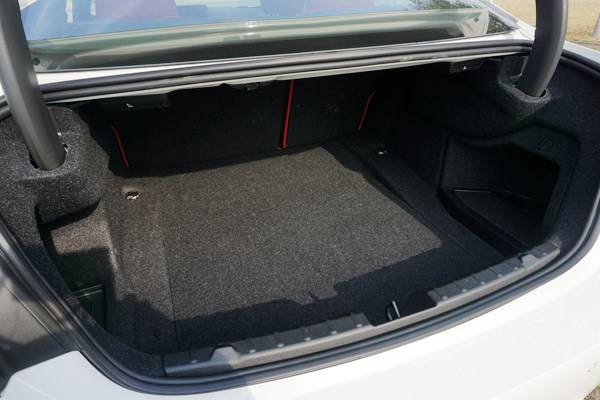 扮帥扮老虎 試駕寶馬440i M運(yùn)動套裝