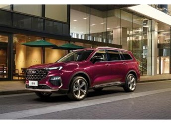 “免費升艙”般超值體驗，江鈴福特領?！爸苣旮卸麾牷蒿L暴”開啟