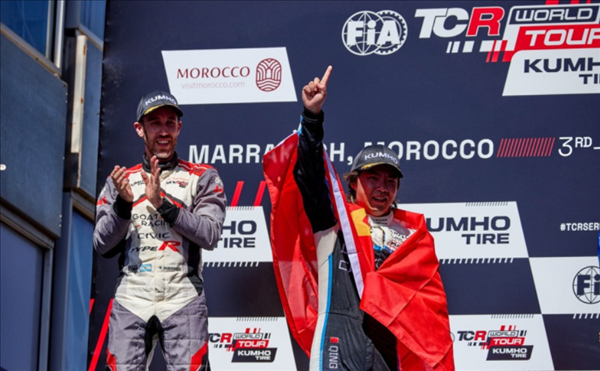 三天可拿場地賽車執(zhí)照！領(lǐng)克推出大學(xué)生專場培訓(xùn)：四舍五入不要錢