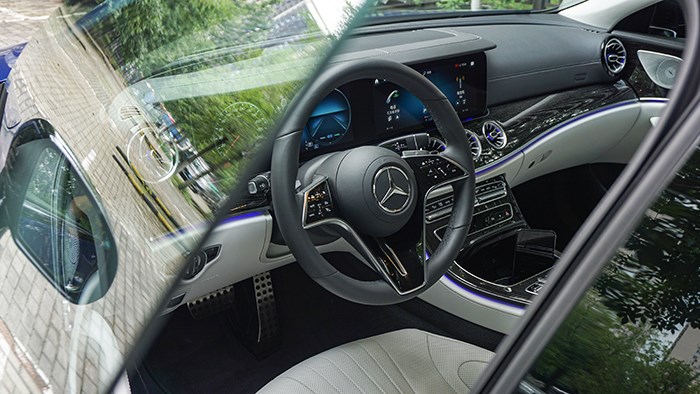 格調(diào)與豪華 萬(wàn)車網(wǎng)試駕2022款奔馳CLS 350 4MATIC