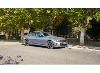 可靠的伙伴 試駕寶馬 325i M運(yùn)動(dòng)曜夜套裝