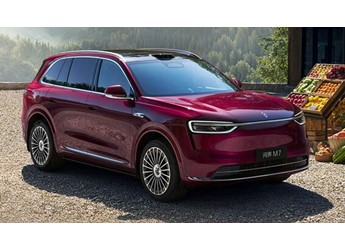 10月高端增程SUV銷量出爐：?jiǎn)柦鏜7、M8、M9三兄弟強(qiáng)勢(shì)領(lǐng)跑