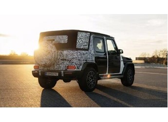 全新奔馳大G敞篷版路測(cè)曝光：頂奢敞篷正式回歸