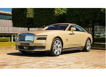 狗都有勞斯萊斯了！一客戶為愛(ài)犬定制特別版閃靈：真開(kāi)眼