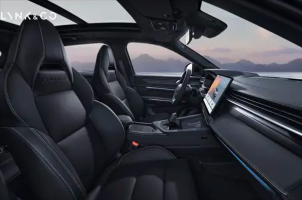 換裝懸浮式大屏！領(lǐng)克01煥新版內(nèi)飾官圖發(fā)布