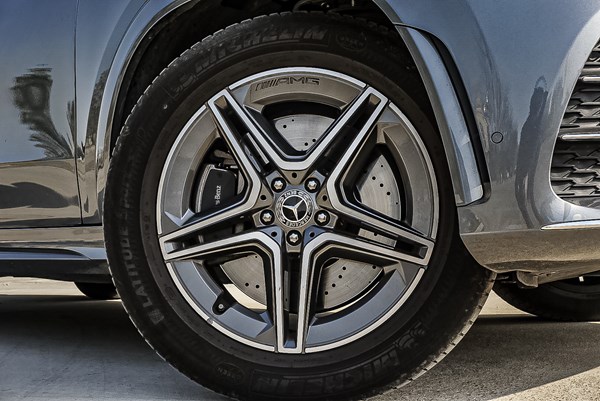 全新時代產(chǎn)物 試駕全新梅賽德斯奔馳GLE