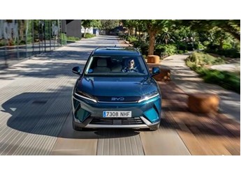 國內(nèi)用戶眼饞 比亞迪元UP DM-i歐洲發(fā)布：續(xù)航飆升至1000公里