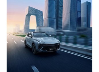 野性青年的選擇，風(fēng)行T5 EVO狂飚版暗藏職場翻紅“技能” 封面圖