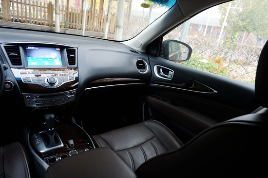 日系豪華7座SUV 試駕英菲尼迪QX60混動(dòng)