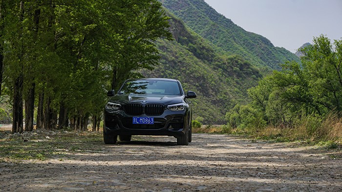 要運(yùn)動(dòng)又要格調(diào) 寶馬X4 xDrive30i評(píng)測(cè)